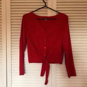 Red & black polka dot tie-hem shirt